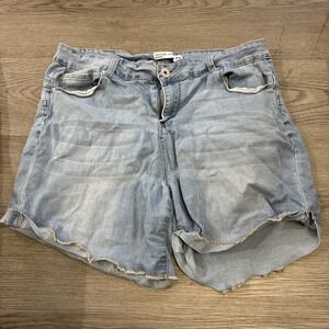 Vintage Violet Short Blue Jean Denim Roll Up Shorts | Plus Size 20W